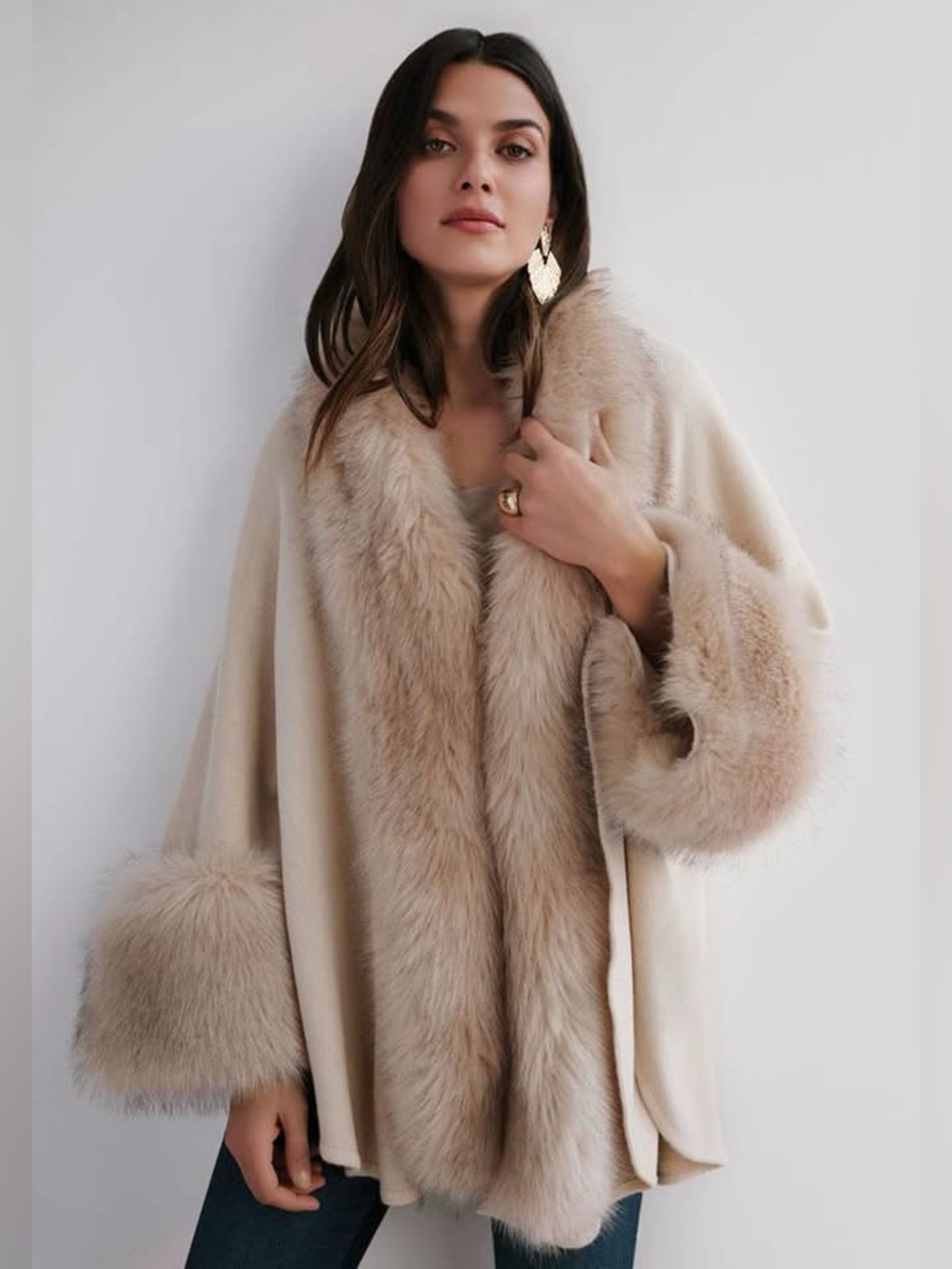 Joseph Ribkoff Beige faux fur poncho wrap Cardigan Coat One Size Old Money